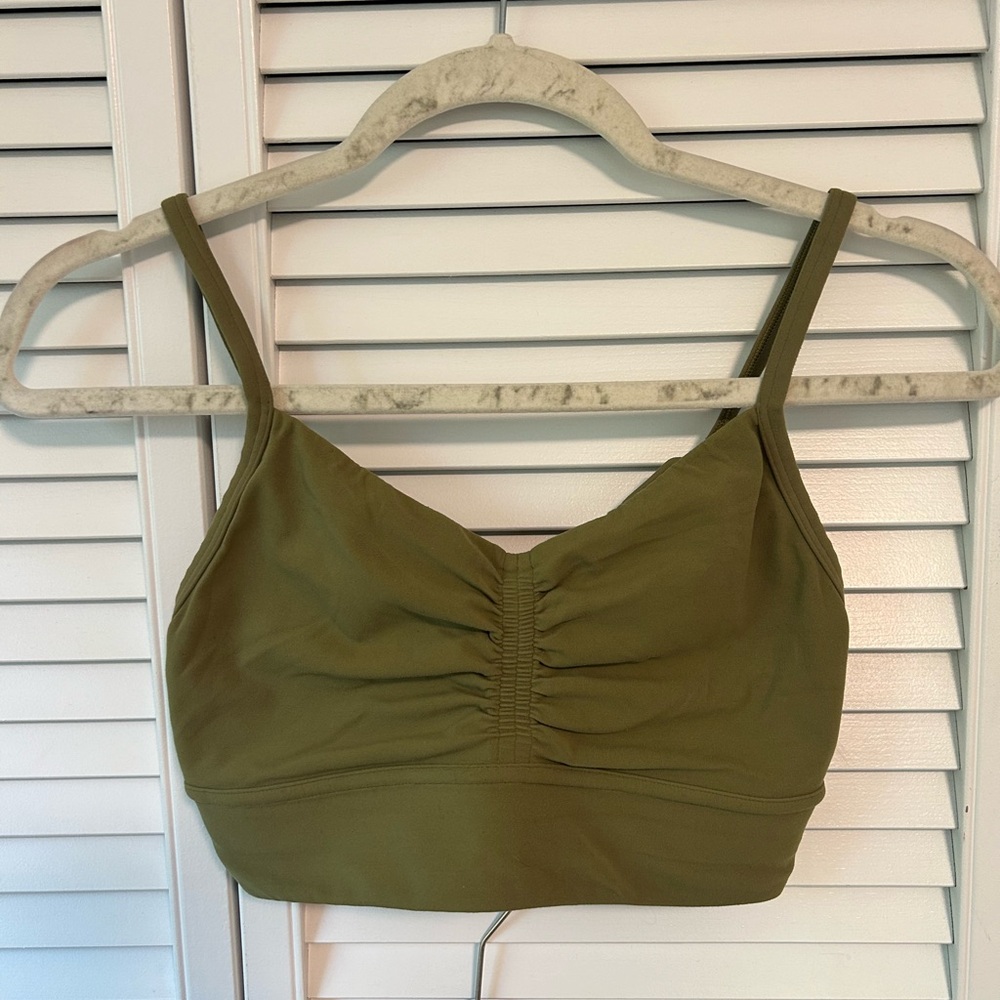 Lululemon Scrunch Sports Bra - Size 6